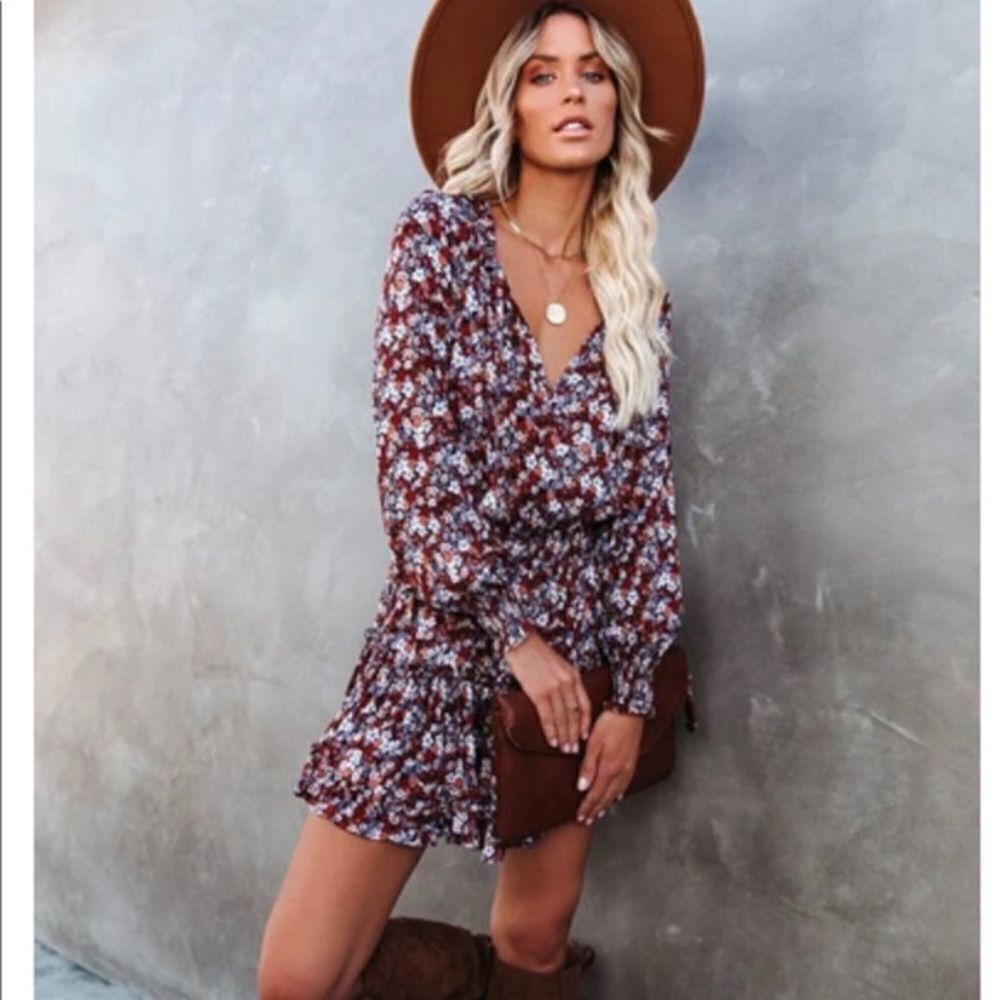 ✨ Vici Collection Floral Smocked Ruffle Dress✨